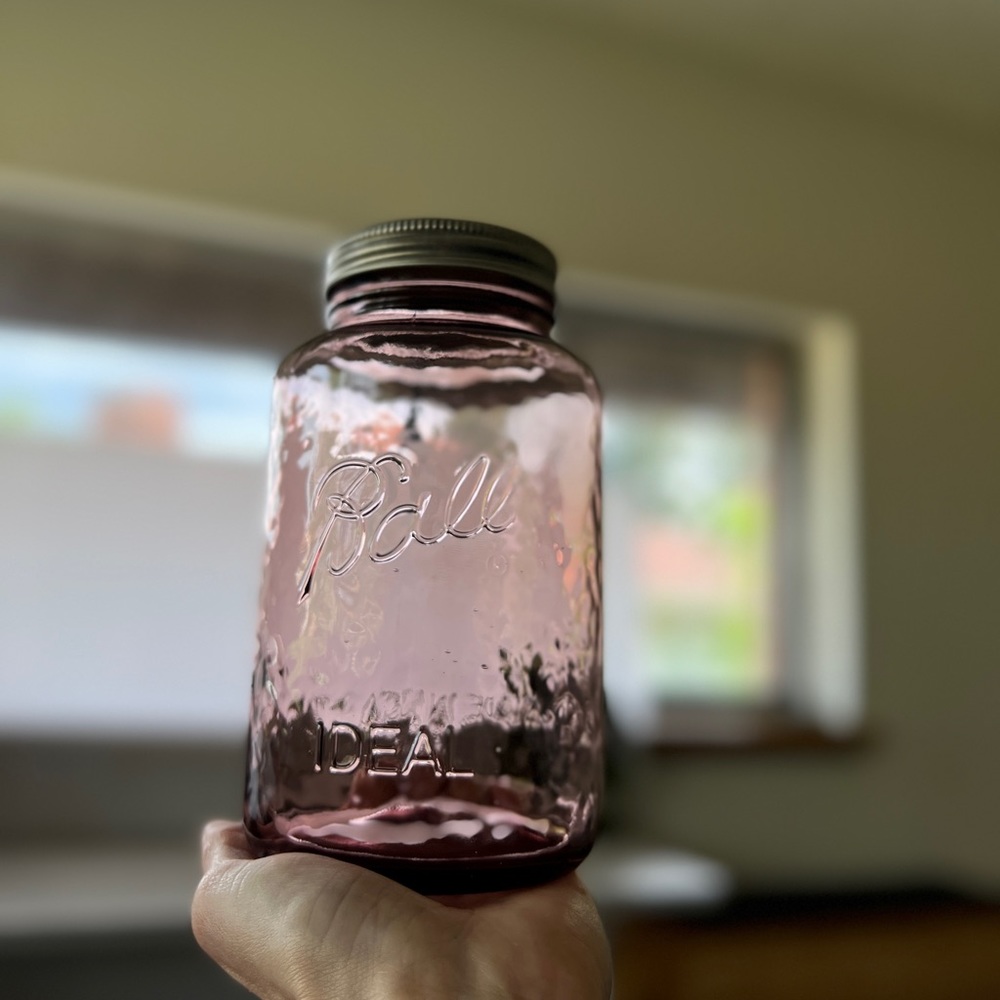 1 x Rose Ball Mason Jar Limited edition 32oz Single Jar Brand new/unused. ✨RARE✨